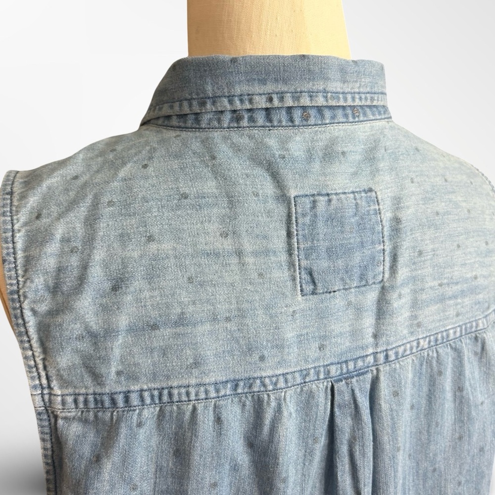 Abercrombie & Fitch sleeveless chambray button down shirt women's size large - Picture 6 of 6